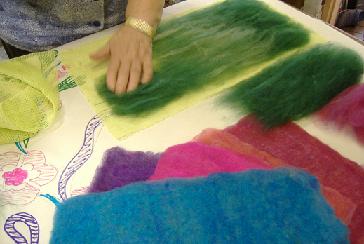 making coloured wool